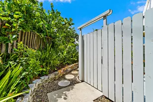141 E Riverside Dr, Jupiter, FL 33469 - Photo 16