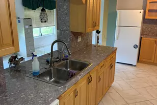 7250 NW 8th Ct, Margate, FL 33063 - Photo 2