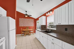 207/227 Ethelyn Dr, West Palm Beach, FL 33415 - Photo 12