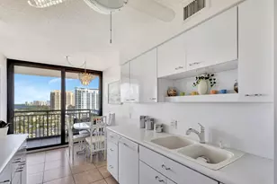 3400 N Ocean Dr, Singer Island, FL 33404 - Photo 10