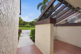3872 Vine Trail, Lake Worth, FL 33467 - Photo 4