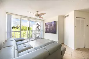 6995 NW 186th St, Hialeah, FL 33015 - Photo 1