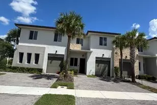 551 Pioneer Way, Royal Palm Beach, FL 33411 - Photo 2