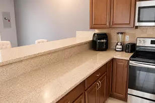 4508 Suburban Pines Dr, Lake Worth, FL 33463 - Photo 8