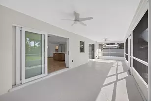 8816 SE Alabama Pl, Hobe Sound, FL 33455 - Photo 24