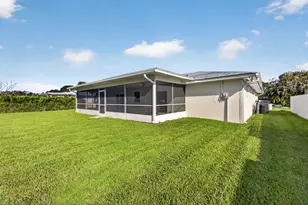 8816 SE Alabama Pl, Hobe Sound, FL 33455 - Photo 28