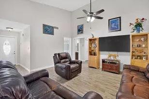 2802 SW 6th St, Delray Beach, FL 33445 - Photo 10