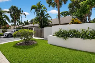 2802 SW 6th St, Delray Beach, FL 33445 - Photo 2