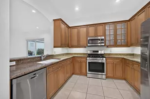 206 Isle Verde Way, Palm Beach Gardens, FL 33418 - Photo 18