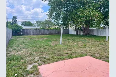 243 SE 25th Avenue, Boynton Beach, FL 33435 - Photo 8