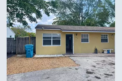 243 SE 25th Avenue, Boynton Beach, FL 33435 - Photo 2