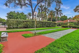 2950 N Palm Aire Dr, Pompano Beach, FL 33069 - Photo 30