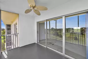 2950 N Palm Aire Dr, Pompano Beach, FL 33069 - Photo 18