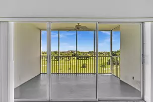 2950 N Palm Aire Dr, Pompano Beach, FL 33069 - Photo 16
