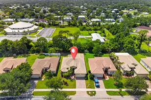 5423 Place Lake Dr, Fort Pierce, FL 34951 - Photo 6