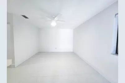 30 Pelican Pointe Drive #201, Delray Beach, FL 33483 - Photo 24