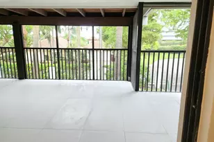 30 Pelican Pointe Dr, Delray Beach, FL 33483 - Photo 26