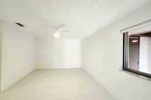 30 Pelican Pointe Dr, Delray Beach, FL 33483 - Photo 44