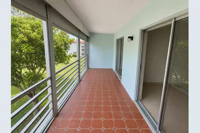 3100 Springdale Boulevard #apto, Palm Springs, FL 33461 - Photo 16