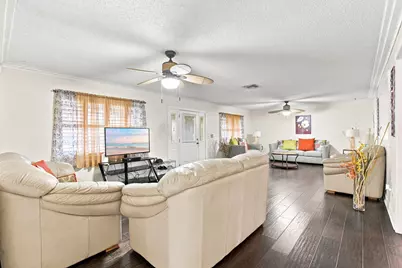 2730 Fairway Drive, Fort Pierce, FL 34982 - Photo 2