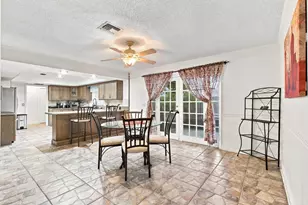 2730 Fairway Dr, Fort Pierce, FL 34982 - Photo 10