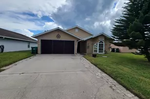5006 SE 43rd Trce, Okeechobee, FL 34974 - Photo 2