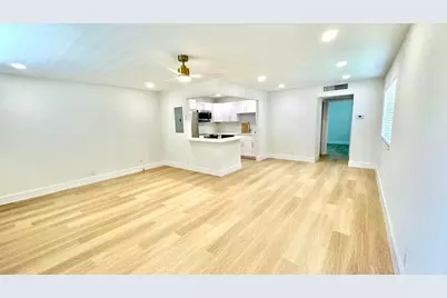 518 Monaco K, Delray Beach, FL 33446 - Photo 4