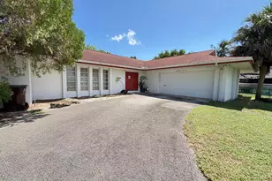 8432 Waterway Dr, Lake Clarke Shores, FL 33406 - Photo 6