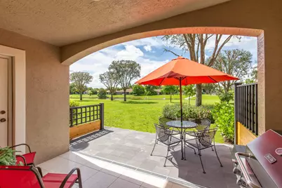 12764 Westhampton Circle, Wellington, FL 33414 - Photo 18