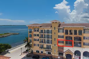 20 Orange Ave, Fort Pierce, FL 34950 - Photo 1