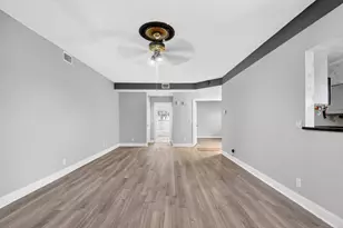 8065 Aberdeen Dr, Boynton Beach, FL 33472 - Photo 8