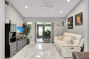10927 Dolphin Palm Ct, Boynton Beach, FL 33437 - Photo 6