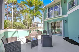 35 SE Beech Tree Ln, Stuart, FL 34994 - Photo 4