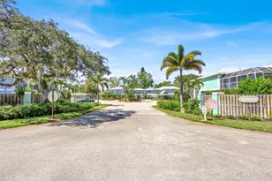 35 SE Beech Tree Ln, Stuart, FL 34994 - Photo 36