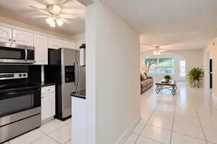 2651 Sunrise Lakes Dr E, Sunrise, FL 33322 - Photo 4