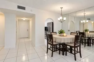 2651 Sunrise Lakes Dr E, Sunrise, FL 33322 - Photo 6