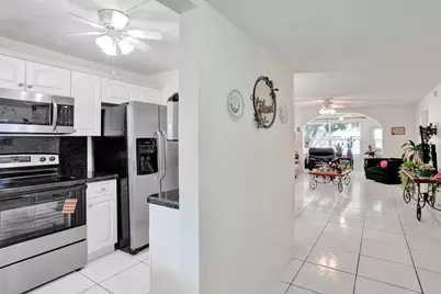 2651 Sunrise Lakes Drive E #104, Sunrise, FL 33322 - Photo 4