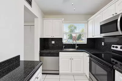 2651 Sunrise Lakes Drive E #104, Sunrise, FL 33322 - Photo 4