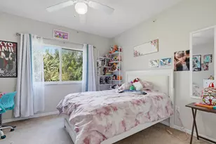 350 Crestwood Cir, Royal Palm Beach, FL 33411 - Photo 14