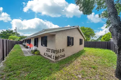 237 SW 5th Street #4D, Deerfield Beach, FL 33441 - Photo 18