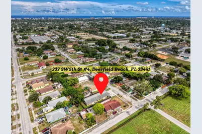 237 SW 5th Street #4D, Deerfield Beach, FL 33441 - Photo 1
