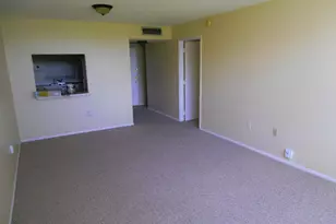 9451 Evergreen Pl, Davie, FL 33324 - Photo 4