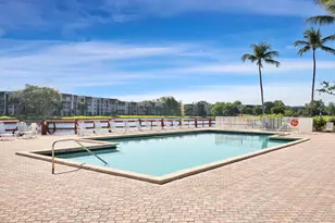 9451 Evergreen Pl, Davie, FL 33324 - Photo 14