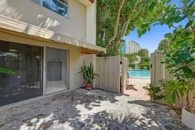 5555 N Ocean Boulevard #17, Lauderdale by the Sea, FL 33308 - Photo 1