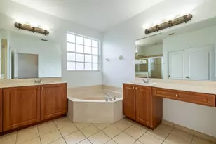 7029 Ambrosia Ln, Naples, FL 34119 - Photo 12