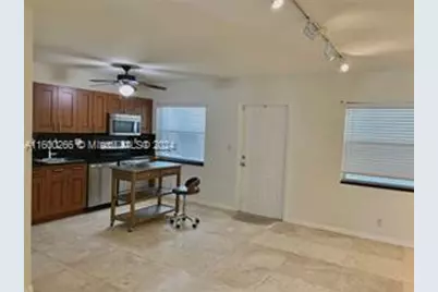 1470 N Dixie Highway N #10, Fort Lauderdale, FL 33304 - Photo 10