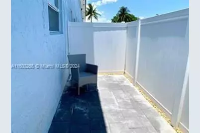 1470 N Dixie Highway N #10, Fort Lauderdale, FL 33304 - Photo 20