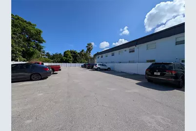 1470 N Dixie Highway N #10, Fort Lauderdale, FL 33304 - Photo 36