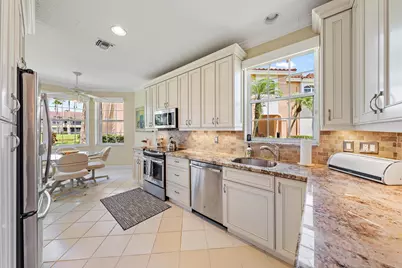 120 Legendary Circle, Palm Beach Gardens, FL 33418 - Photo 2