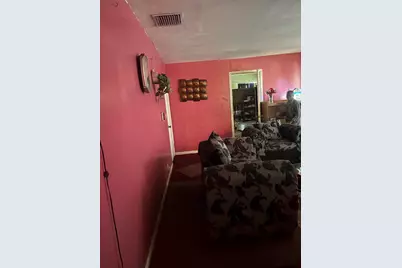 105 4th Street #105, Lake Park, FL 33403 - Photo 8
